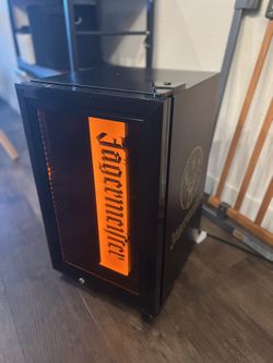 JÄGERMEISTER COUNTER MINI FRIDGE