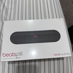 Sealed New Beats Pill Bluetooth Speaker 