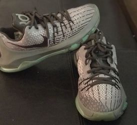 Nike Brown and pastel green rare Size 6Y or 7.5 Women’s