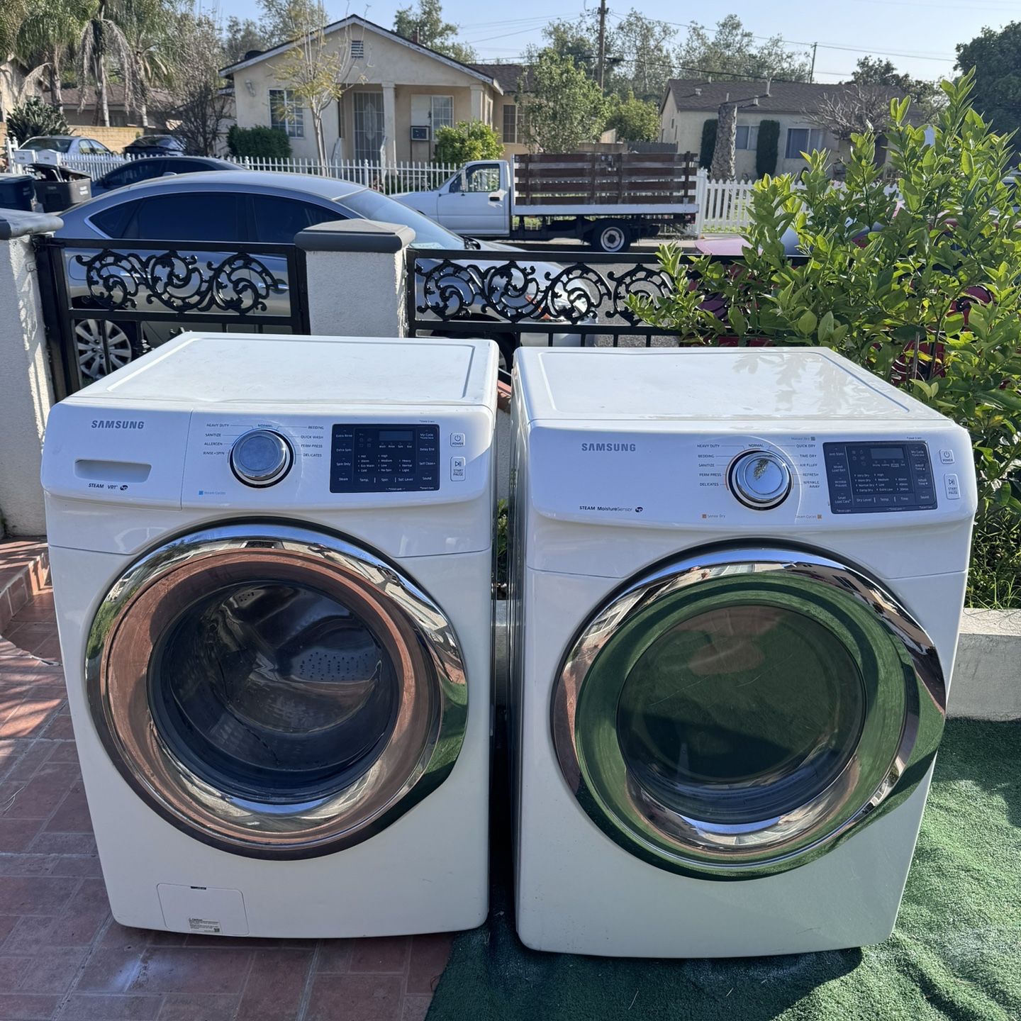 Washer And Dryer /Lavadora Y Secadora