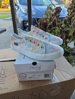 Blowfish Baby Doll Tie Dye Sneakers
Size 11