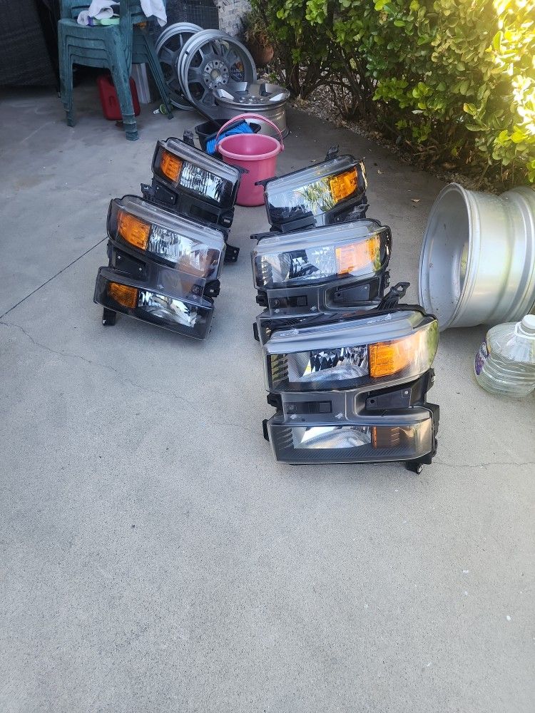 2020 Silverado Custom Headlight Halogen 