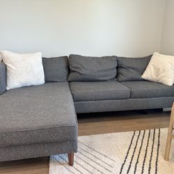 Jerome’s Sectional Sofa 