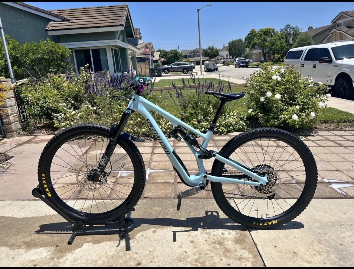 2022 Specialized s3 StumpJumper Evo Comp 2.6 k OBO (lots of upgrades)