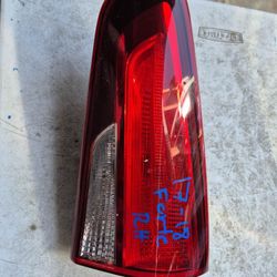 Kia Forte Right Tail Light Trunk Oem