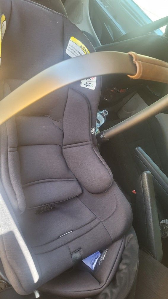 Avna Carseat