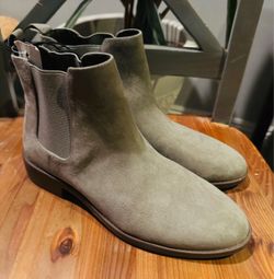Ann Taylor Loft gray ankle boots NEW size 8