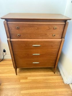 Mid-Century Modern Dresser (tall 5-drawer chest) -  Drexel Projection