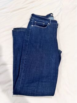 Levi’s. Passive straight women’s jeans