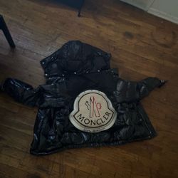 Moncler Snow Angels Puffer Jacket Black