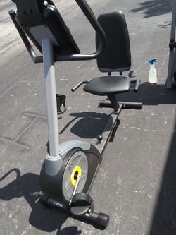 Golds gym recumbent bike