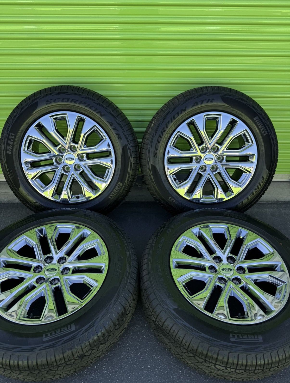 Ford F150 Platinum Factory Wheels Tires