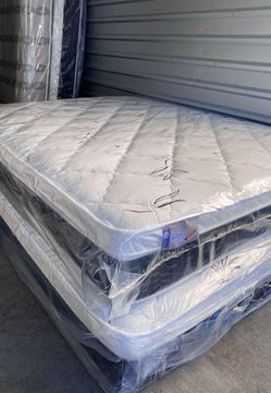 Pillow top Mattresses 