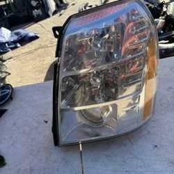Cadillac Escalade Left Headlight Oem