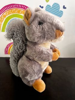THE PETTING ZOO - 9 INCH SUPER SOFT. SQUIRREL PLUSH