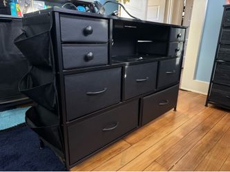 9 Drawer Dresser