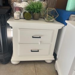 White Side Table With Modern Hardware 