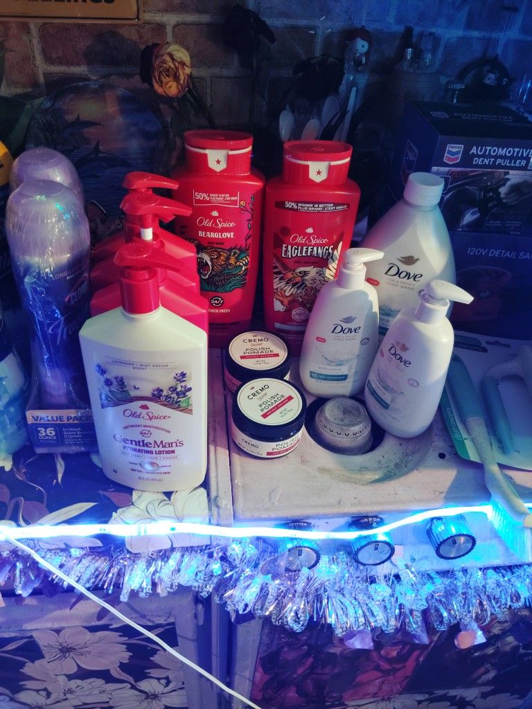 Old Spice Body Wash And Shampoo , Hand Soap , Old Spice Body Lotion