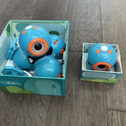 Dash and Dot coding robots for kids