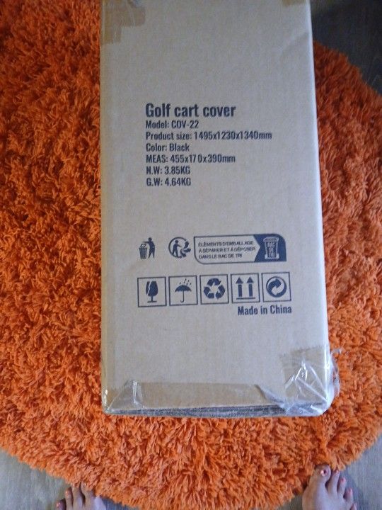 It's a golf Car cover for a golf cart for golfing or for a complex golf cart to keep from being rained on it's brand new in the box