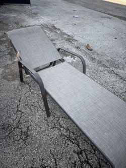 Patio Chase lounge