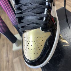 Jordan 1 Gold And Black