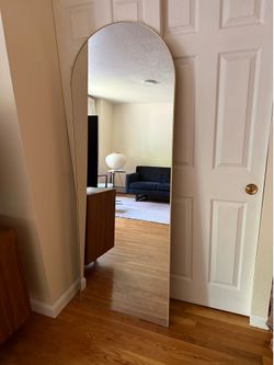 Floor Miiror