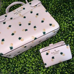 Pineapple 🍍 Kate Spade ♠️/matching Wallet