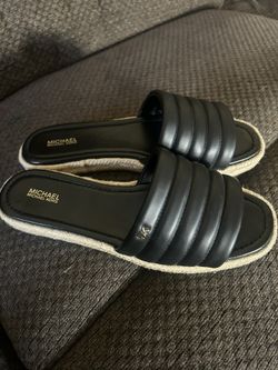 MK  Slides Size 10 