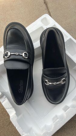 Skechers shoes