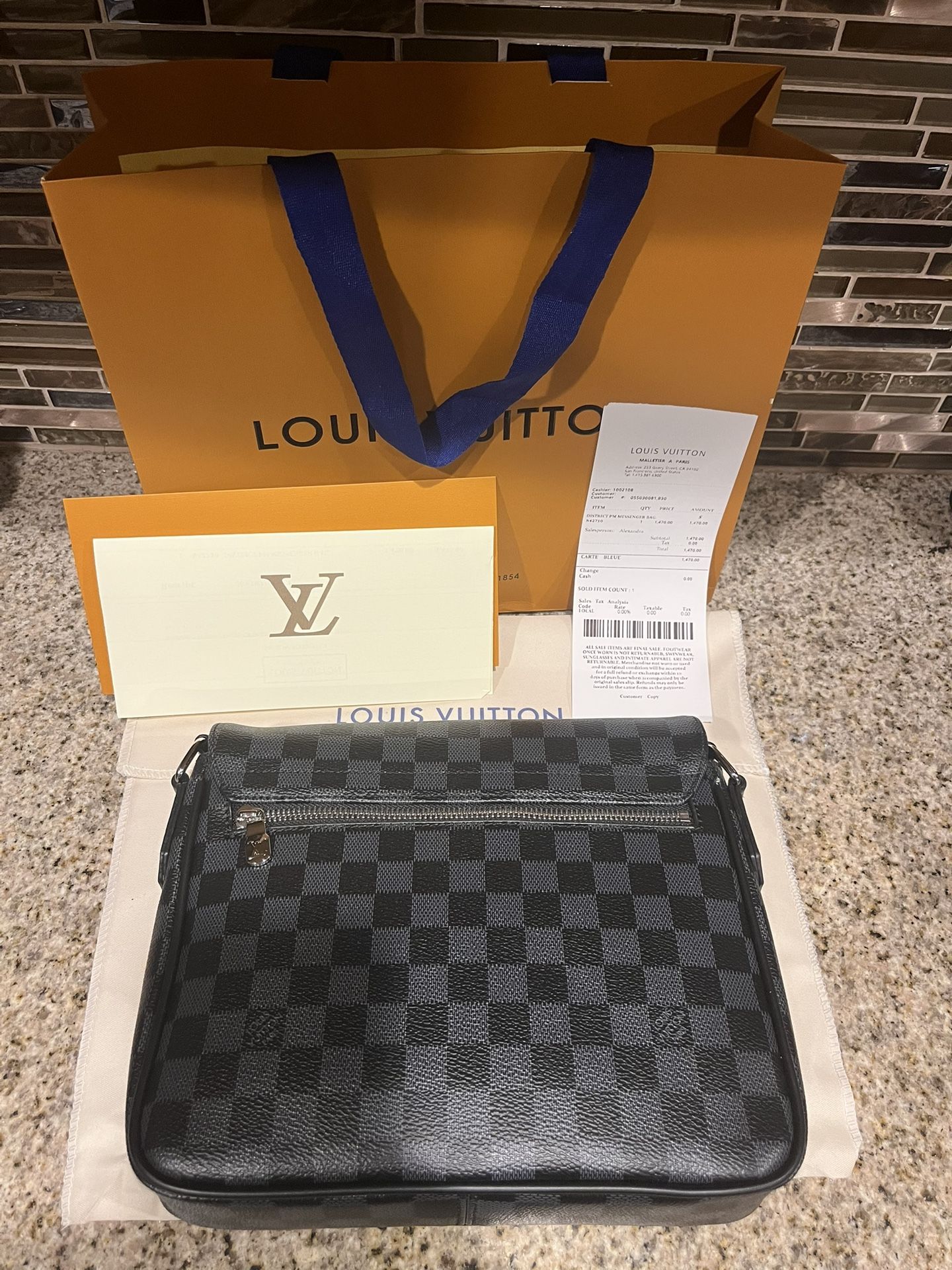 LV messenger Bag