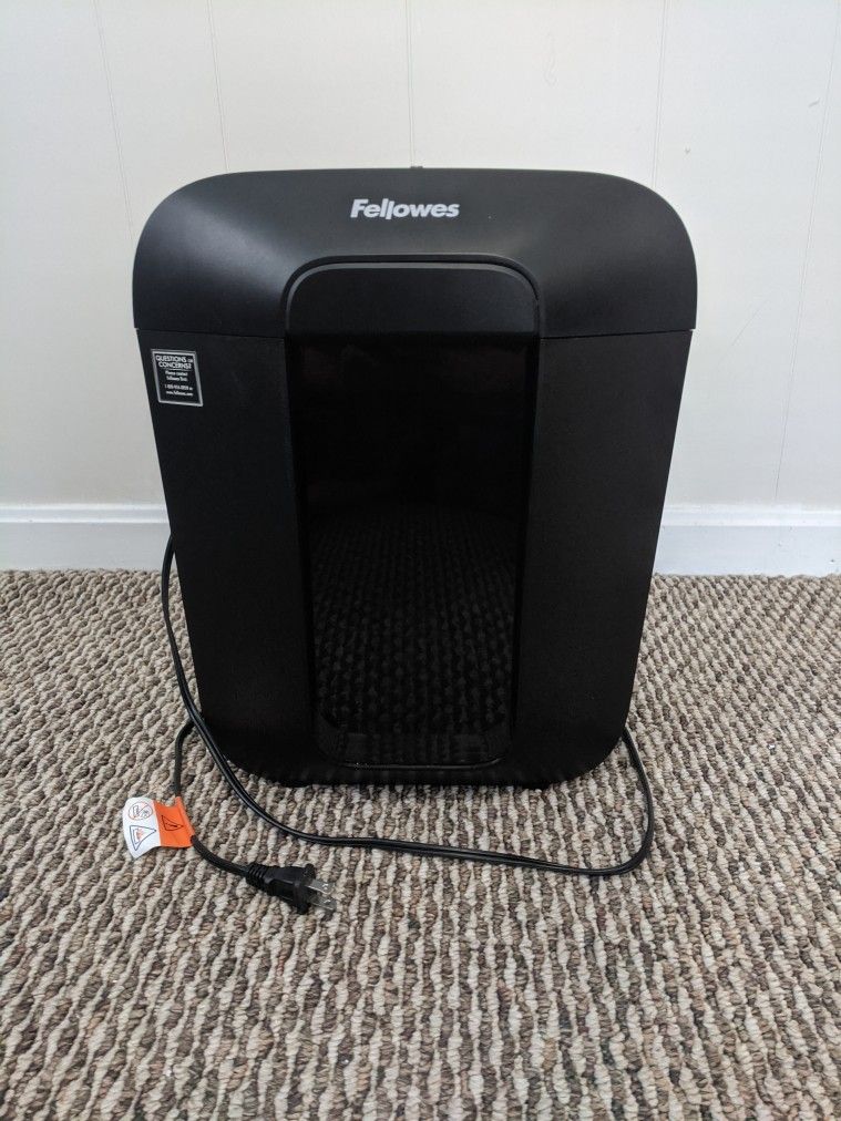 Fellowes Powershred LX41 Mini-Cut Shredder