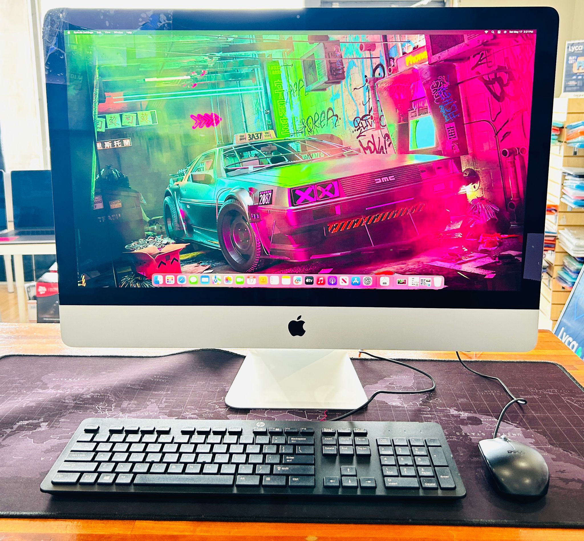Apple iMac 27” 2020 8-Core i7 64GB RAM 500GB SSD Radeon Pro 5500 8GB VRAM -Bent Cracked glass