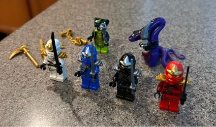 All 6 mini figures from Retired LEGO Ninjago 9449 – Ultra Sonic Raider (2012)