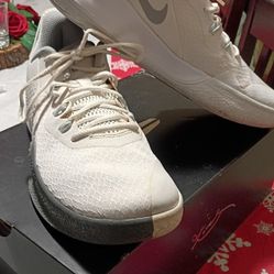 Kobe Size 10