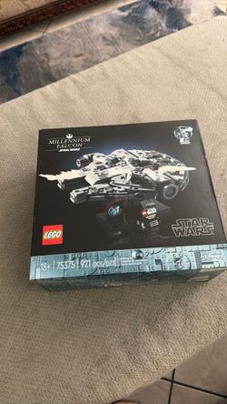 Lego millennium falcon