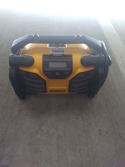 DeWalt 20v Radio