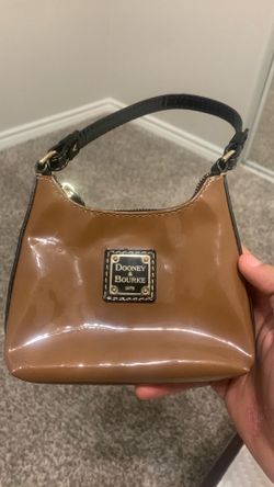 Dooney & Bourke small patent leather hobo/shoulder bag