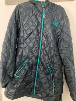 North Face Youth Size Small (7-8)