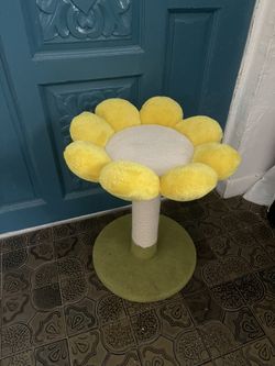 Cat Scratch Post 