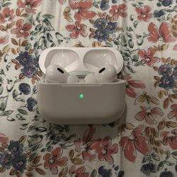 *BRAND NEW USED ONCE*  AirPods Pro 2 