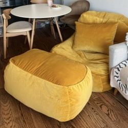 Dume Lounge Chair Velvet - Saffron