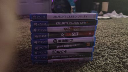 Black PS4 Console Bundle – 9 Games + Controller  (If you want separate items we can discuss prices)