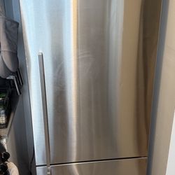 30 Inch Wide Bottom Freezer Fisher Paykel Refrigerator freezer 