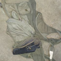 Survival Fishing Hunting Vest With Holster