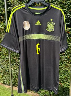Andres Iniesta Spain jersey (XL)