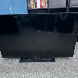 Insignia Tv (40 inch)