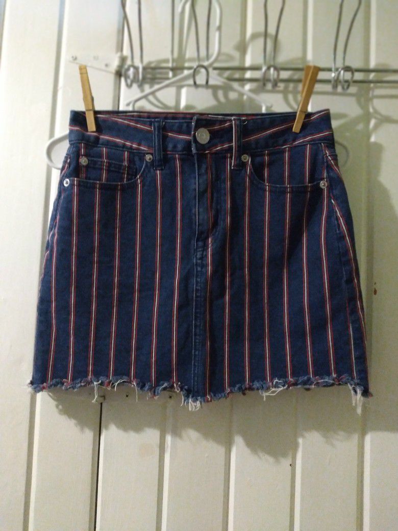 American Eagle striped denim stripes jean skirt-size 0 like new