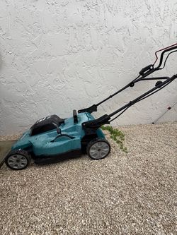 Makita mower