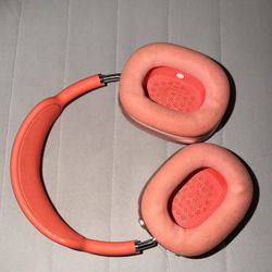 Apple Air Pod Pro Max  Used (good Condition)